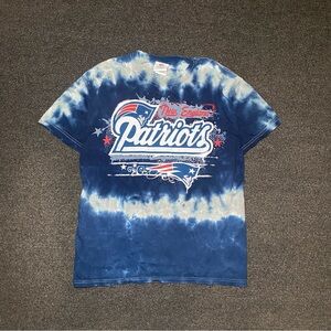 New England patriots spell out and logo nfl team tie dye shirt size medium